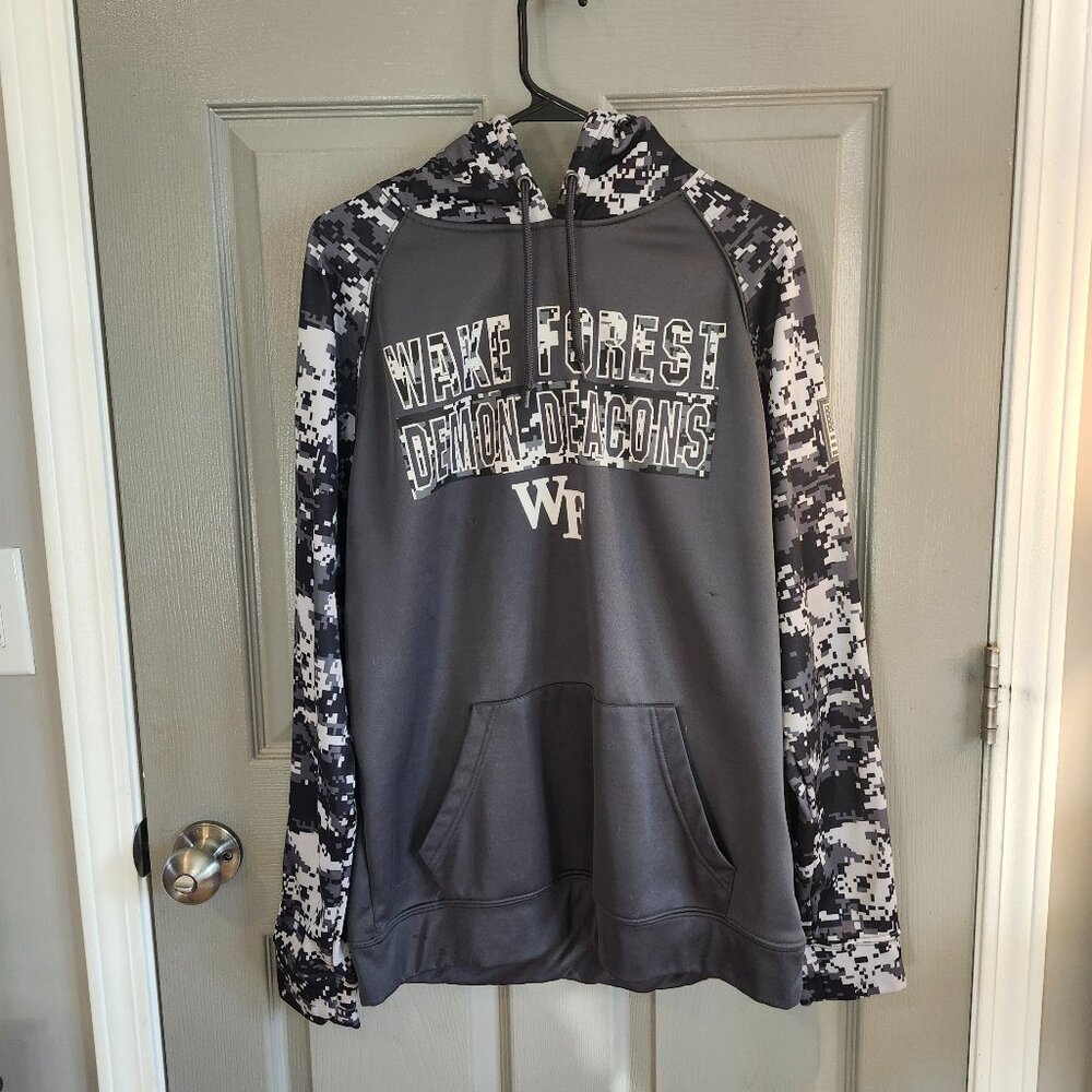 Wake Forest Hoodie / Official NFL Gear / Never Worn / Camo Design / Size Large